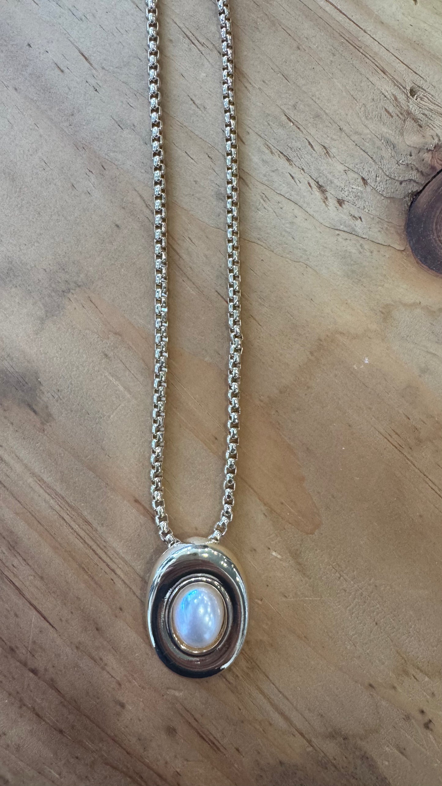 Jewelry - Pearl Necklace